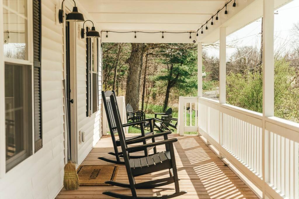 Cozy Cottage, Hot Tub, Fire Pit, 15Min To Hudson And Hiking Catskill Dış mekan fotoğraf