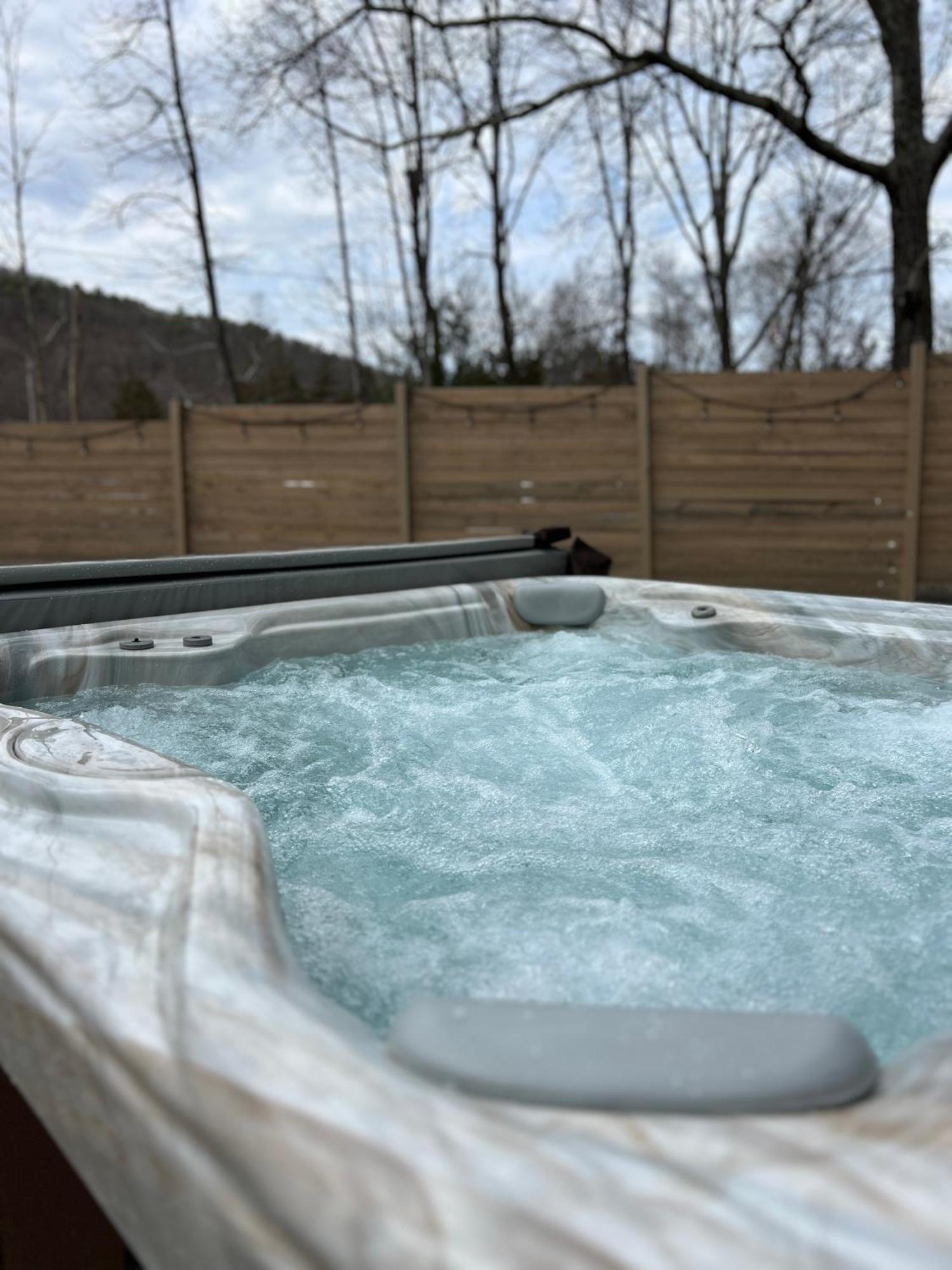 Cozy Cottage, Hot Tub, Fire Pit, 15Min To Hudson And Hiking Catskill Dış mekan fotoğraf